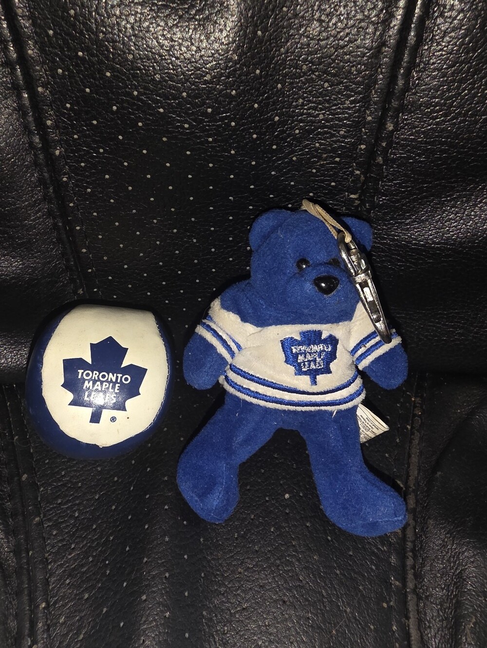 Toronro Maple Leafs Hacky Sack & Little Bear Keychain
